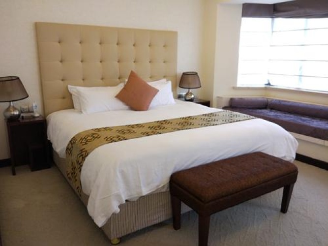 Deluxe Suite