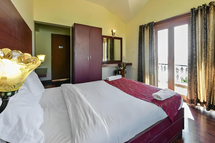 Berry Hills Resort