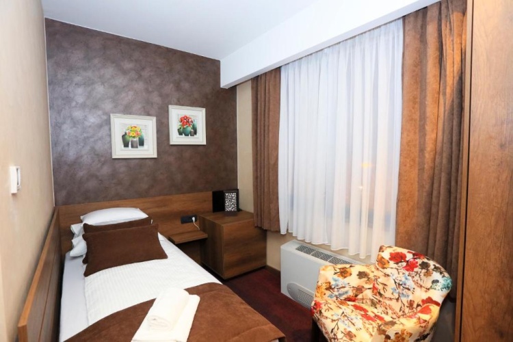 Standard Single room