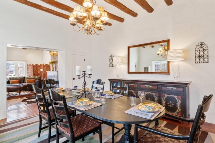 2 Bedrooms Cottage