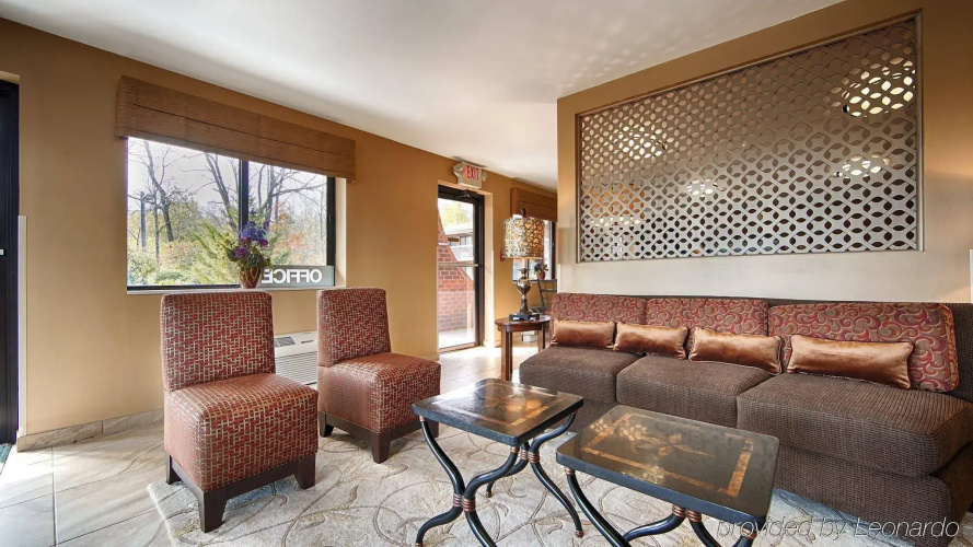 MHO Inn & Suites