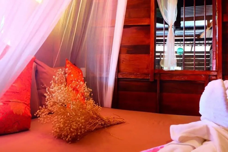 Copa Lanta Guesthouse