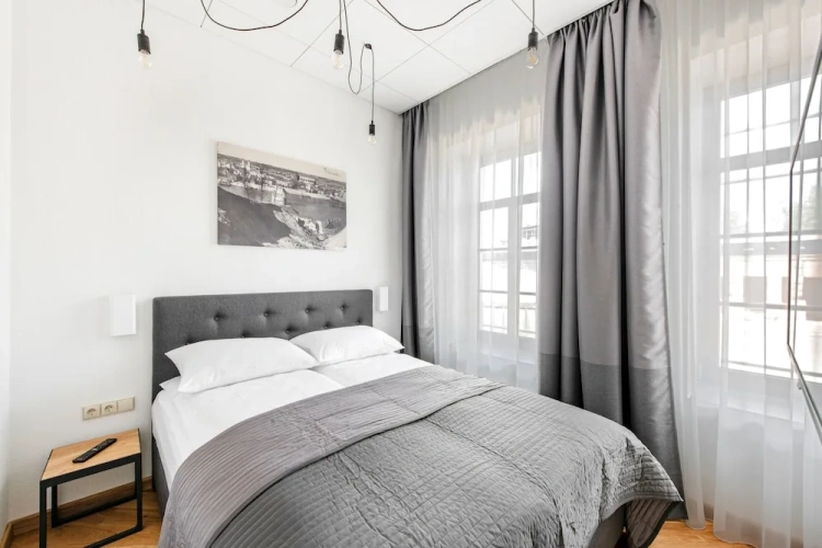 Piano Double room with courtyard view