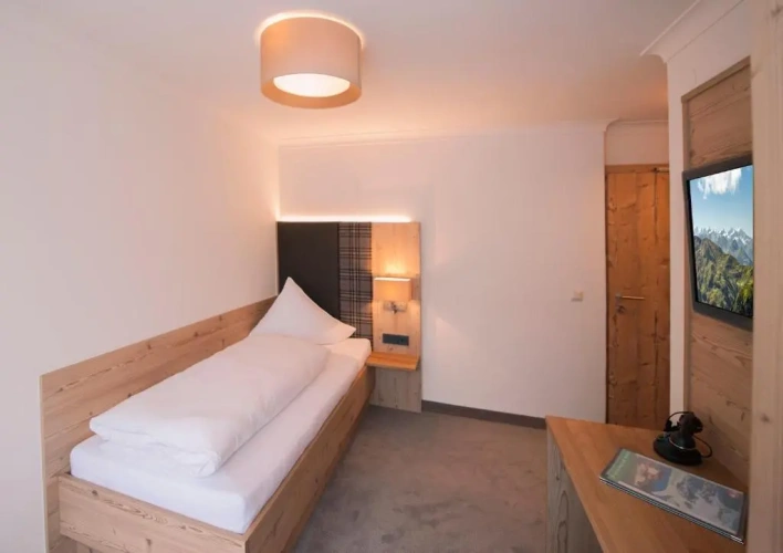 Standard Single room with balcony