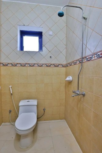 OYO 369 Arwa Alqosor