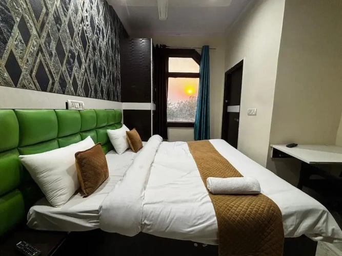 Deluxe Double room