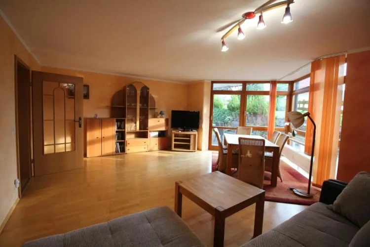 3 Bedrooms Apartment