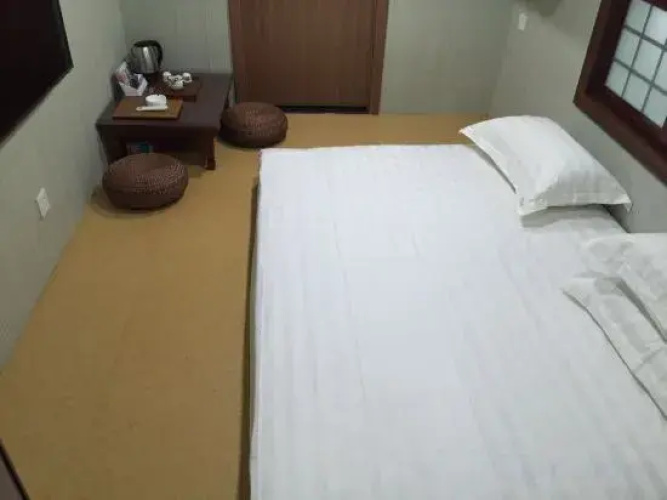Dandong Yading Hotel
