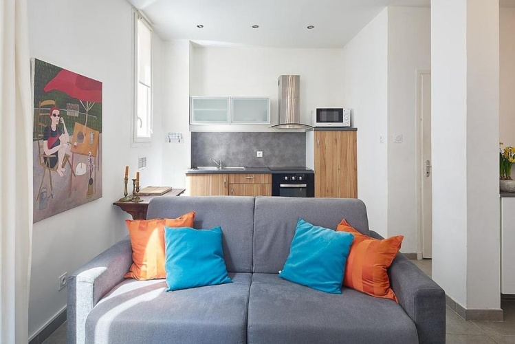 1 Bedroom Apartment