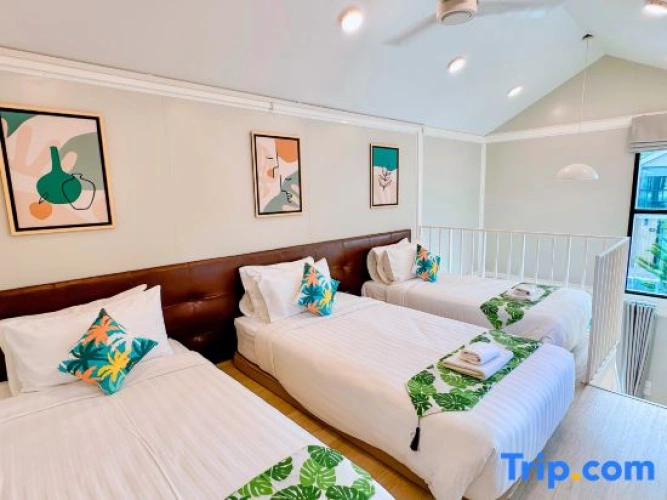 Standard Duplex room with mountain view