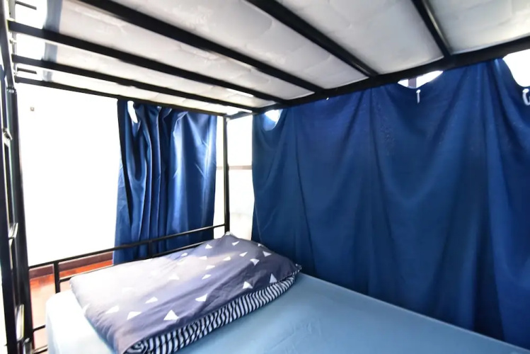 Lazy Blue House - Hostel
