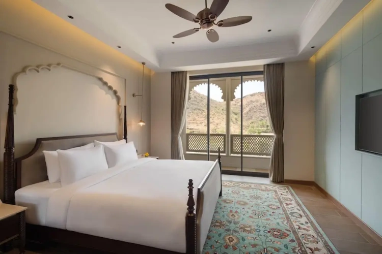 Family Suite with mountain view