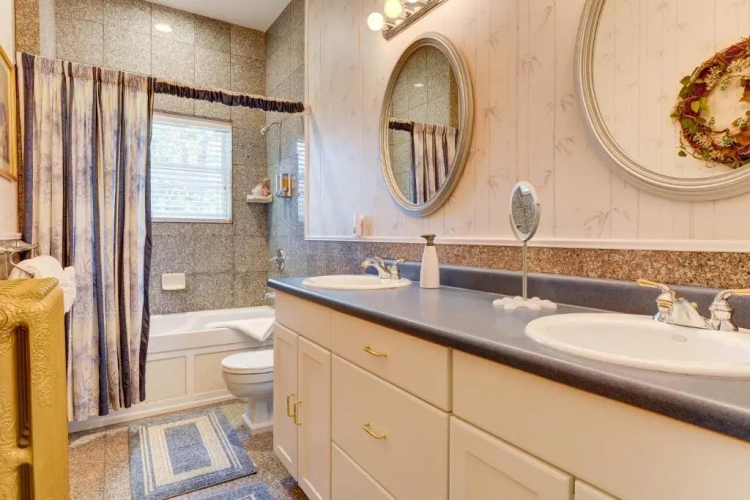Deluxe Double Suite with view