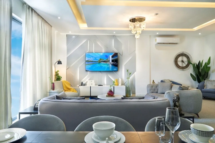 2 Bedrooms Deluxe Apartment