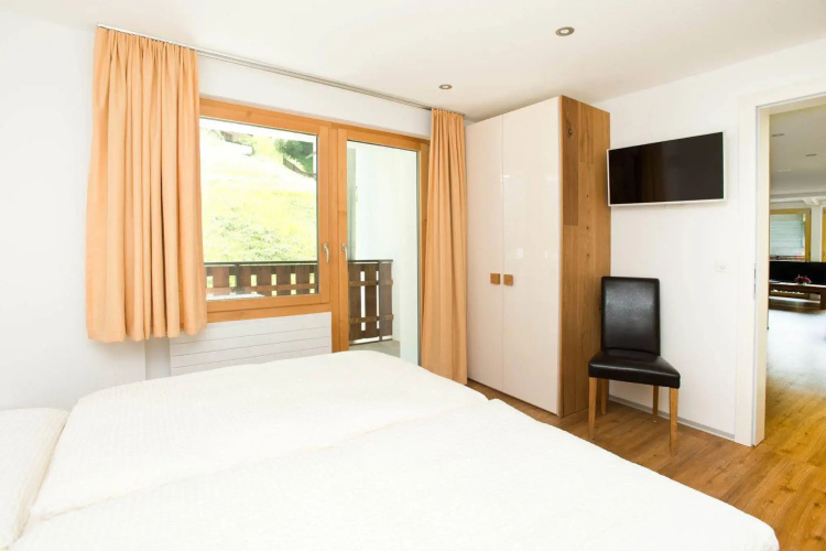 Jolimont Apartments
