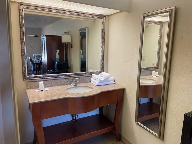 Millennium inn