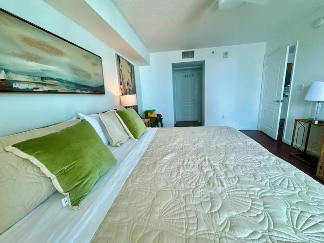 Miami Brickell unit Balcony Pool 1 pkg