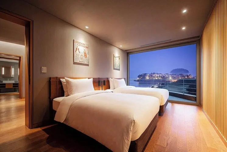Standard Twin Penthouse room