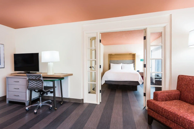 Double Suite