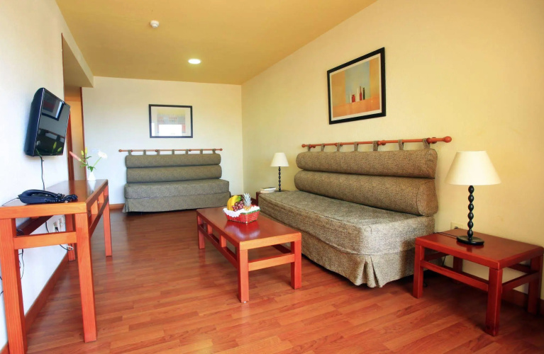 Ohasis Boutique Suites