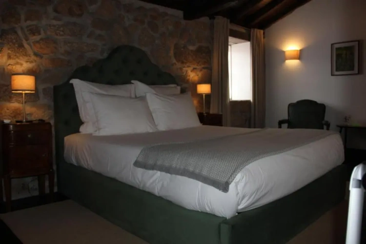 3 Bedrooms Cottage