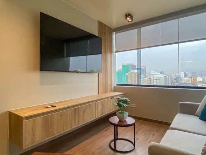 w Modern 2BR w AC in Miraflores
