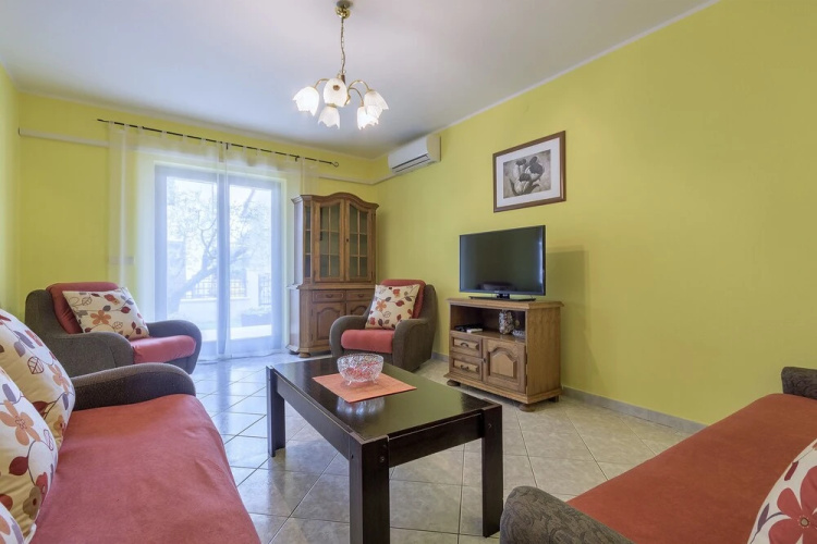 Apartments Monte Grande