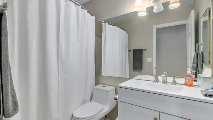North Phoenix 4 Bdrm Vacation Home W/pool & Games!