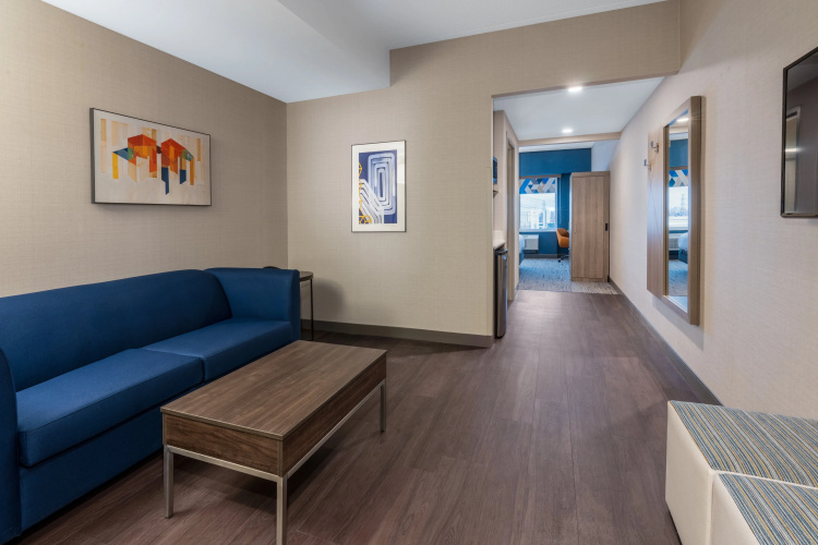 Holiday Inn Express & Suites Vaughan-Southwest photo 19