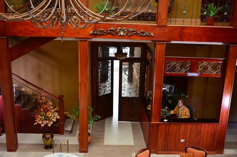 Hotel Campanario