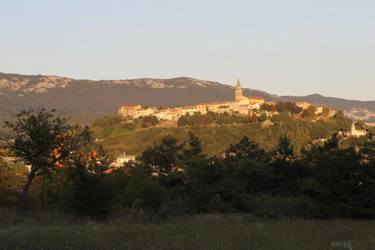 Vela Vrata Hotel