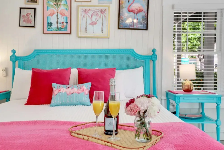 Hibiscus House Bed Breakfast Inn Flamingo Suite - Cape Coral, FL