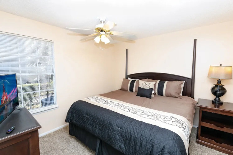 1972la 1 Bedroom Condo