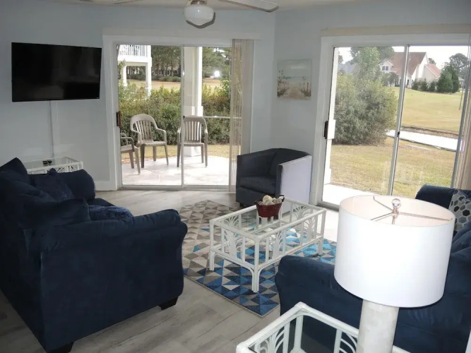 101 2 Bedroom Villa by RedAwning