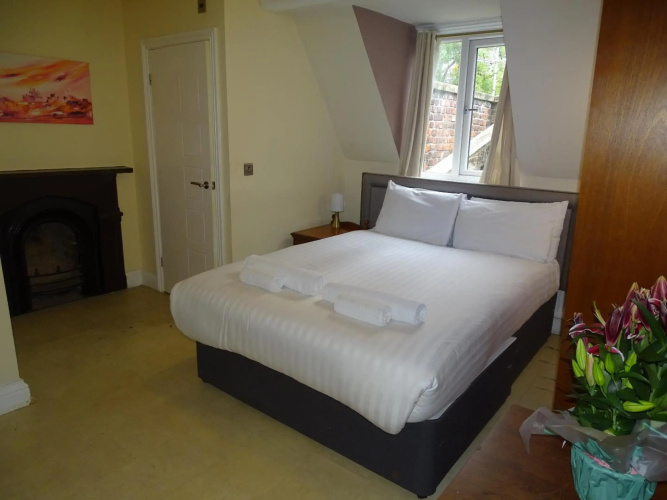 Rampant Lion Hotel