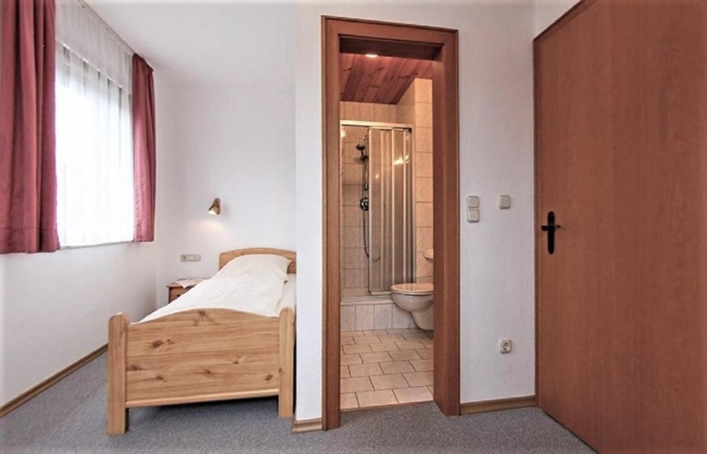 Standard Single room