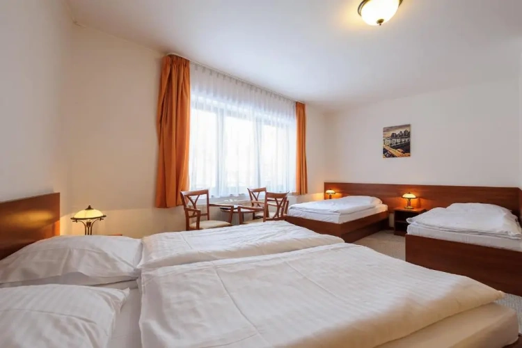 Standard Quadruple room