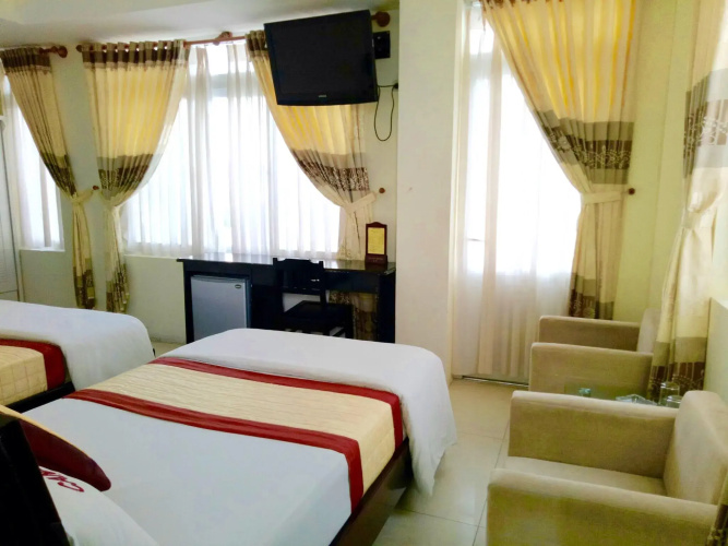 Canary Hotel Hue