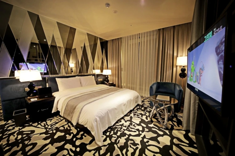 Superior room