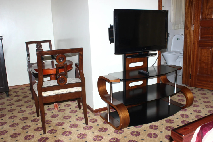 Karisimbi Hotel