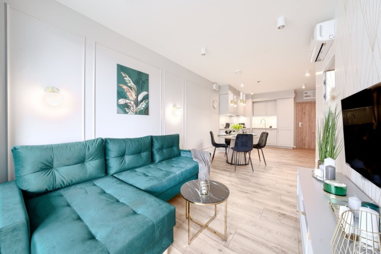 Apartment with balcony
