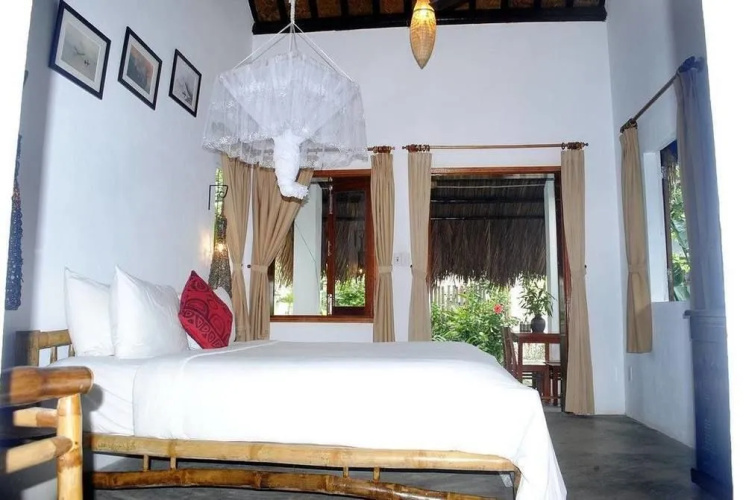 An Bang Beach Villas