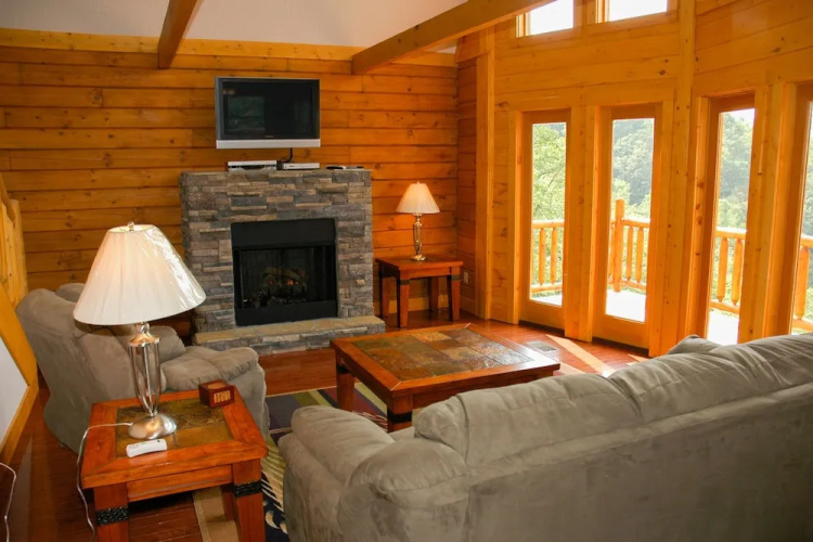 HARVEST MOON - 3 Br Cabin
