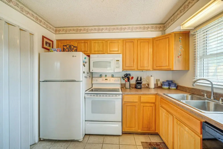Waterfront Nags Head Townhome w/ Amenity Access!