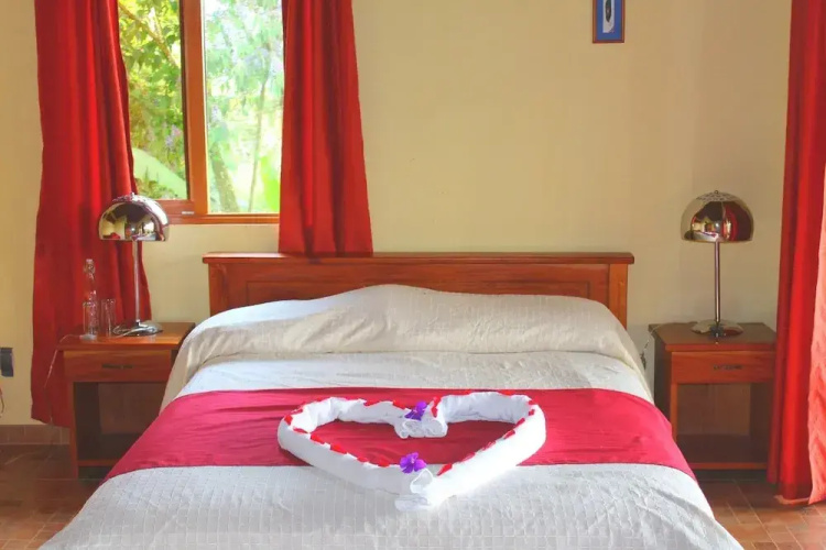 Ceiba Tree Lodge