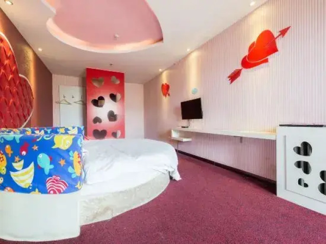 Red Ant Hotel (Xinxiang Normal University Pangdonglai)