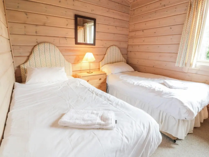 Curlew Lodge