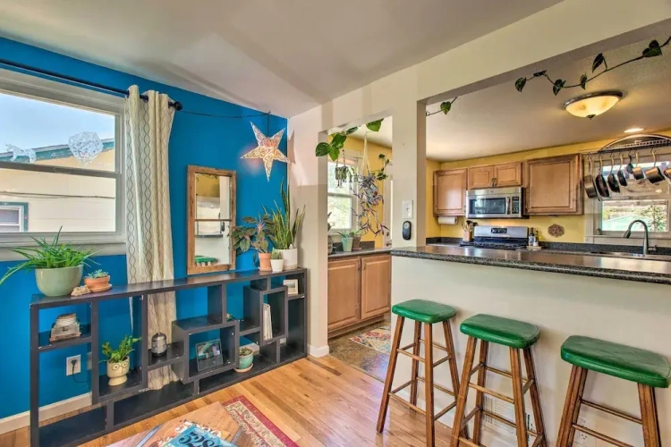3 Bedrooms Cottage