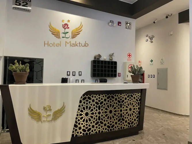 Hotel Maktub