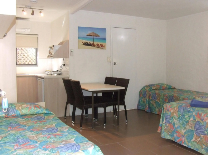 Mango Tree Motel
